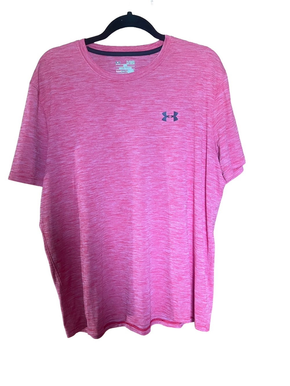 Under Armour Men’s Heather Red Short Sleeve Performance Tee